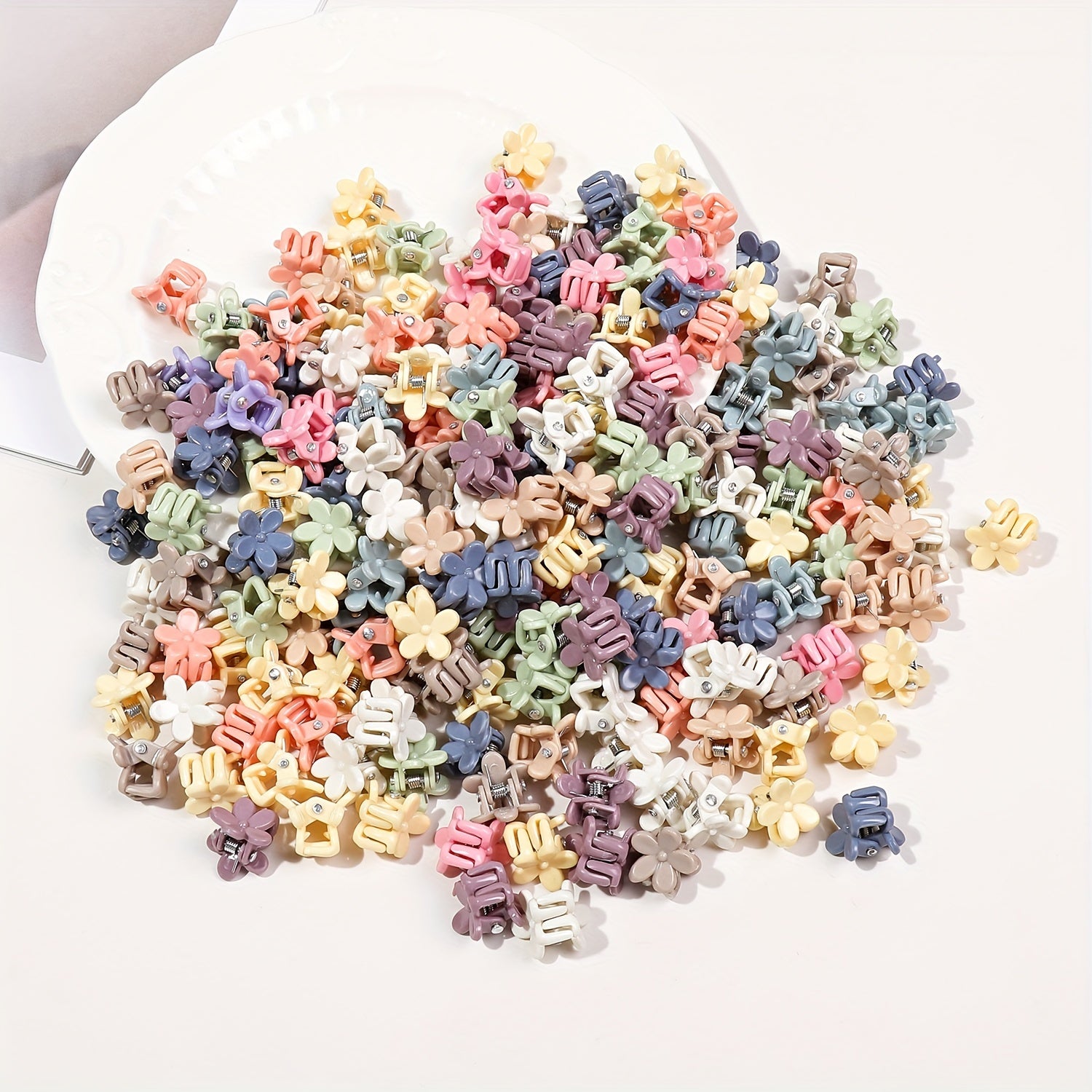 Set of 100 Plastic Flower and Butterfly Hair Clips for Teens and Adults