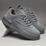 Men's Gray Low-Top Skate Shoes with Thick Sole and Lace-Up Closure