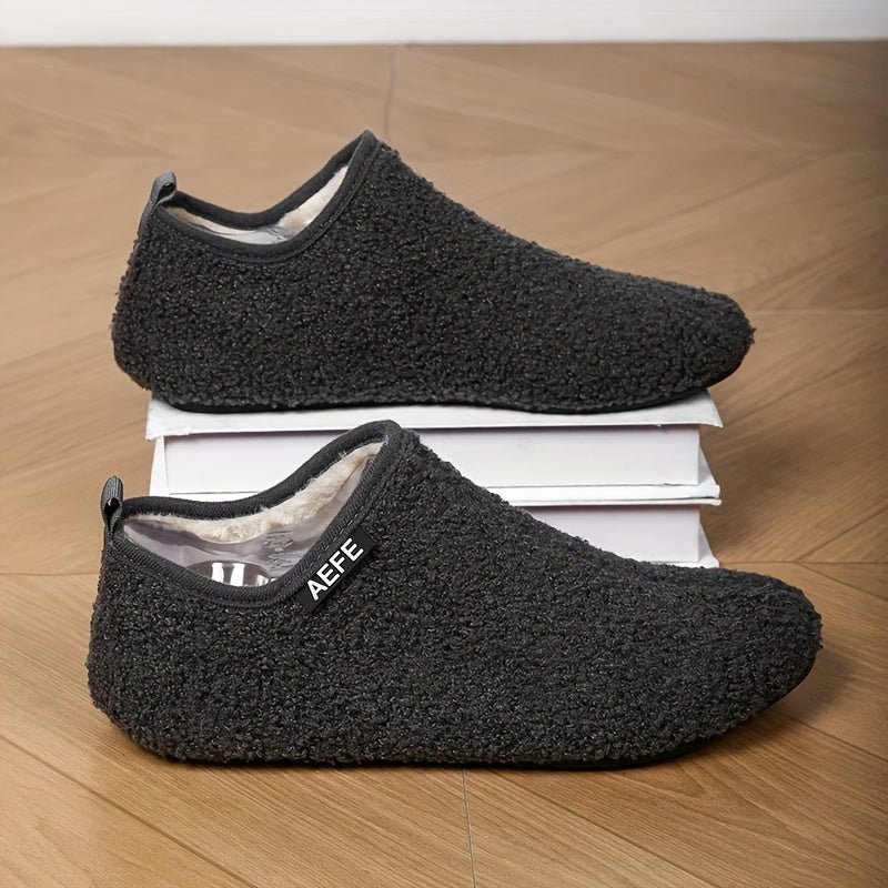 Men's Casual Slippers with Breathable Fabric Upper and Non-Slip Rubber Sole