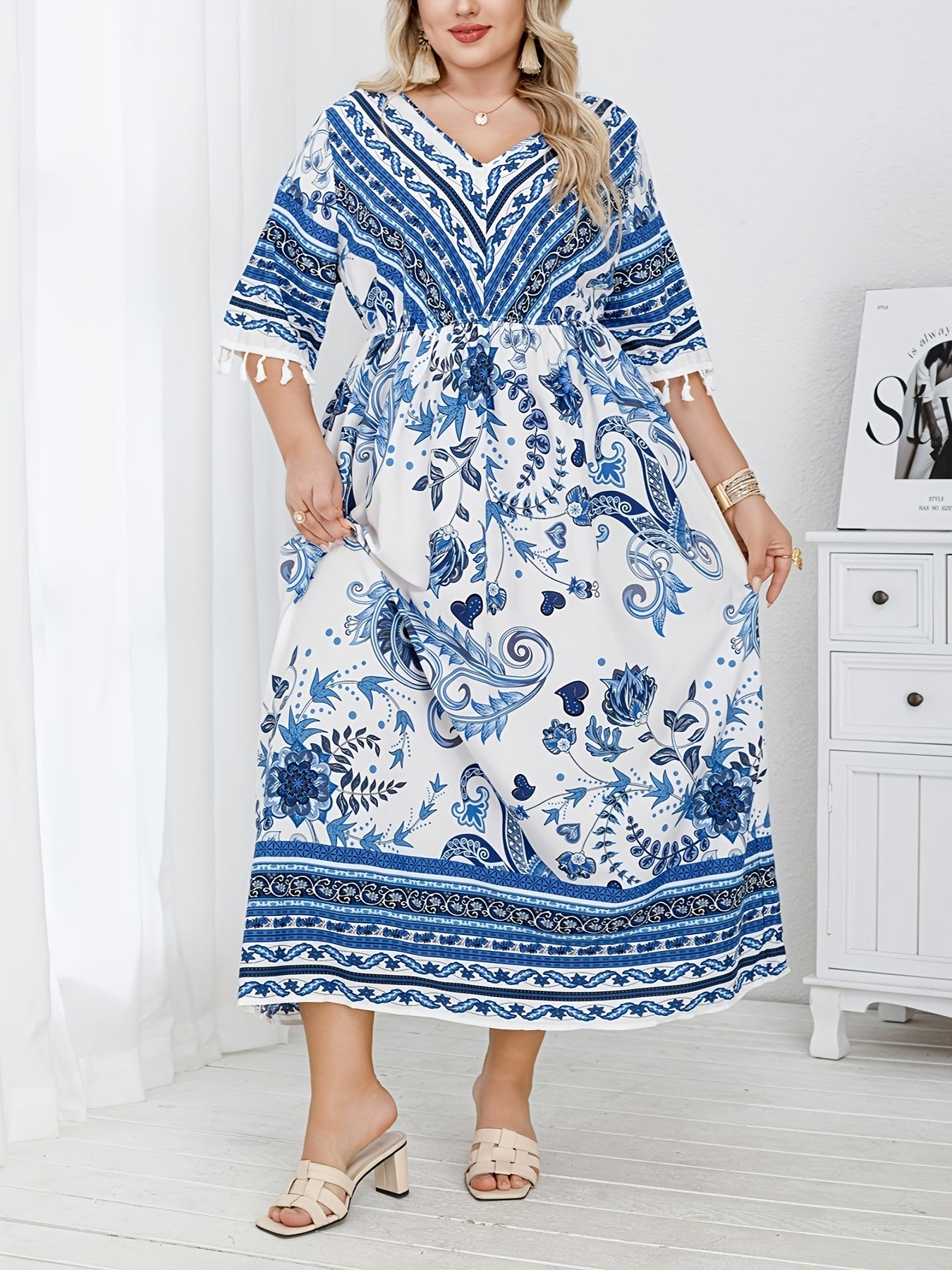 Plus o'lcham O'rta sharq uslubidagi ayollar uchun sayohatga mos elegant kiyim