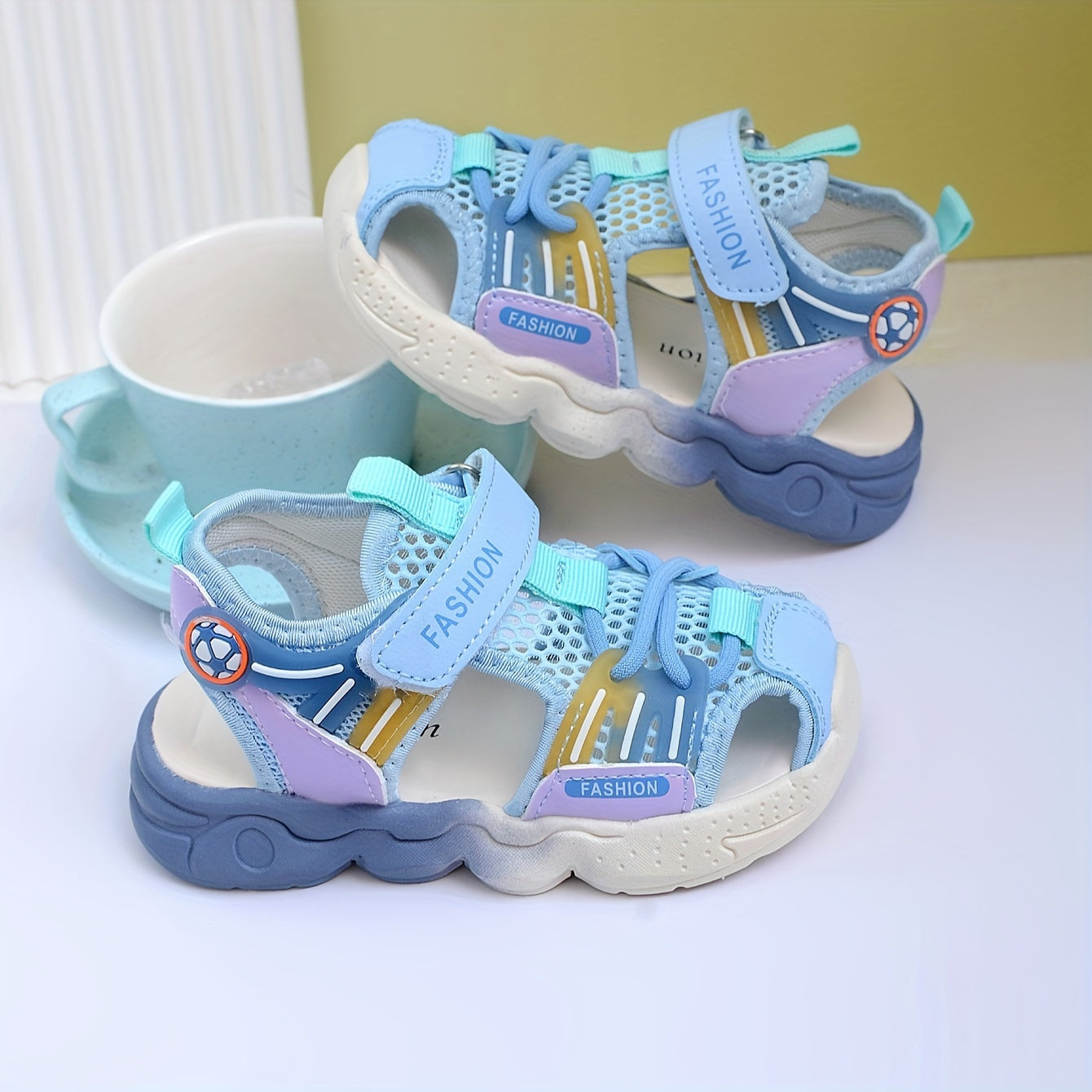 Kids Breathable Mesh Sandals with Secure Fastening for Summer