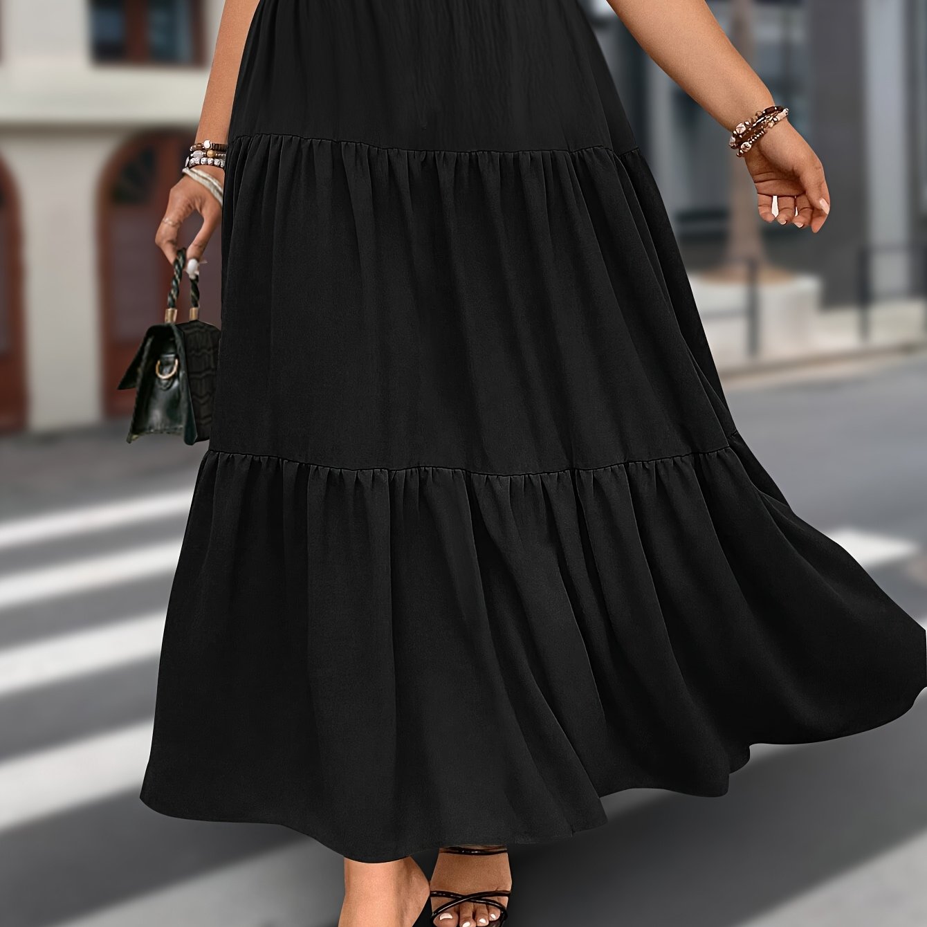 Черная миди-юбка с рюшей, эластичным поясом и однотонным дизайном для весны и лета