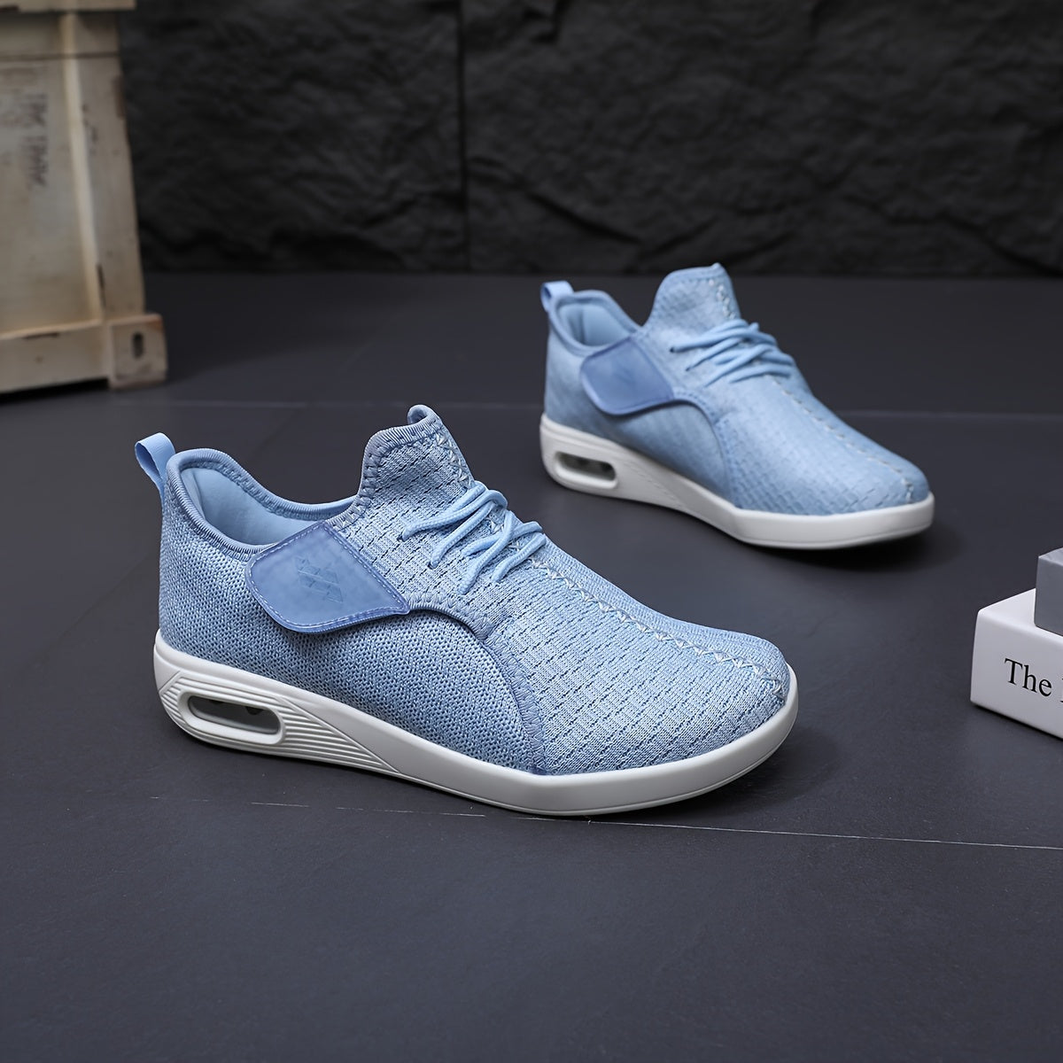 Women's Breathable Mesh Sneakers Lightweight Adjustable Walking Shoes