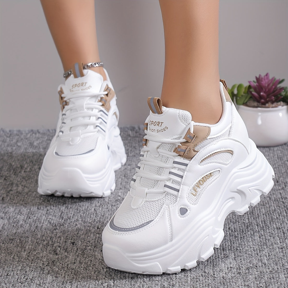 Women's Mesh Sneakers Solid Color Lace-Up Low-Top Casual Shoes with Thick Sole