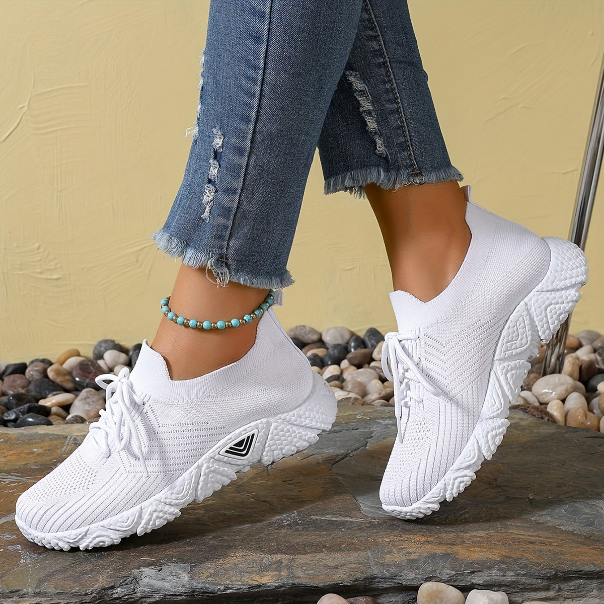 Women's Mesh Lace-Up Casual Sneakers Breathable Lightweight Running Shoes