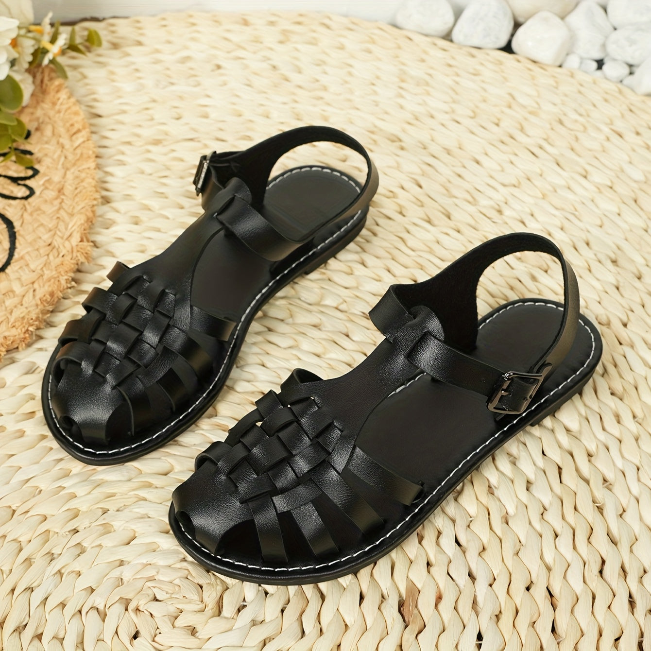 Women's Woven Flat Sandals Solid Color Buckle Closed Toe Summer Footwear