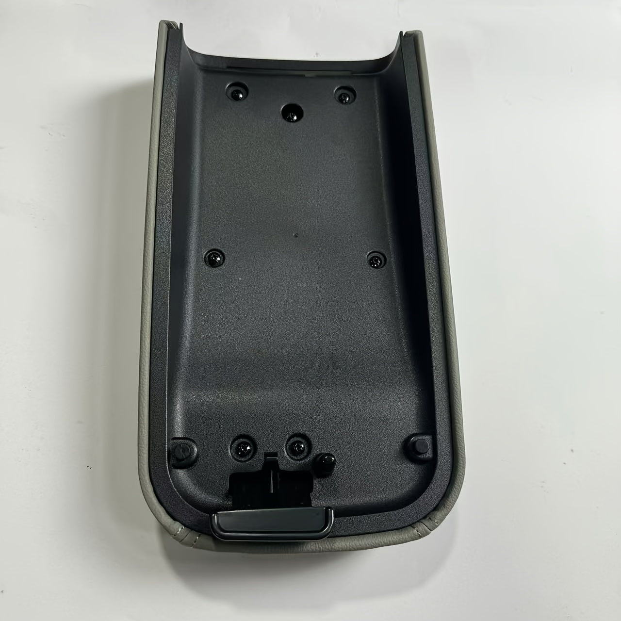 Center Console Lid Armrest Kit for GM SUVs Leather Replacement 2002-2009