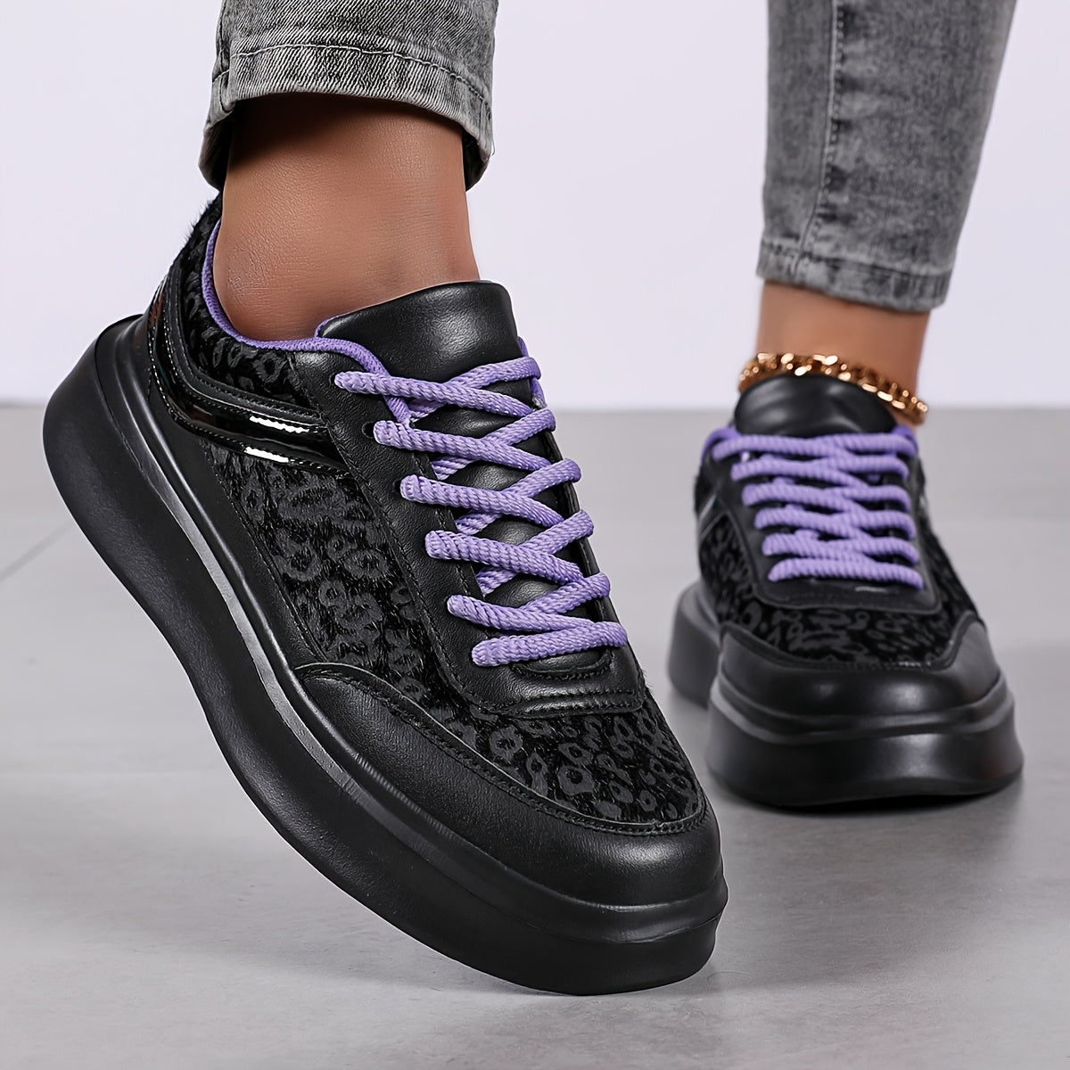 Women's Leopard Print Platform Sneakers Lightweight Casual Shoes with EVA Sole