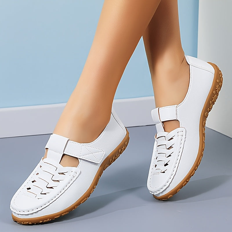 Women's Faux Leather Sandals - Retro Flat Shoes with Non-Slip Straps