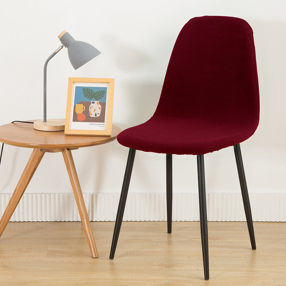 Sıx rangda, elastik bant bilan ushlovchi sut poliesteridan yasalgan cho'zilgan qopqoq stul.