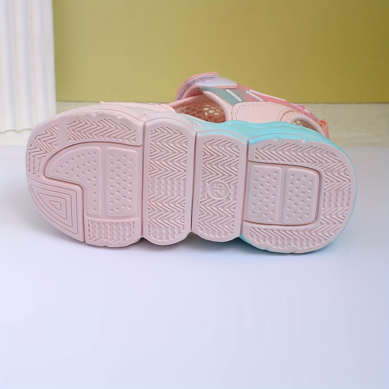 Kids Breathable Mesh Sandals with Secure Fastening for Summer