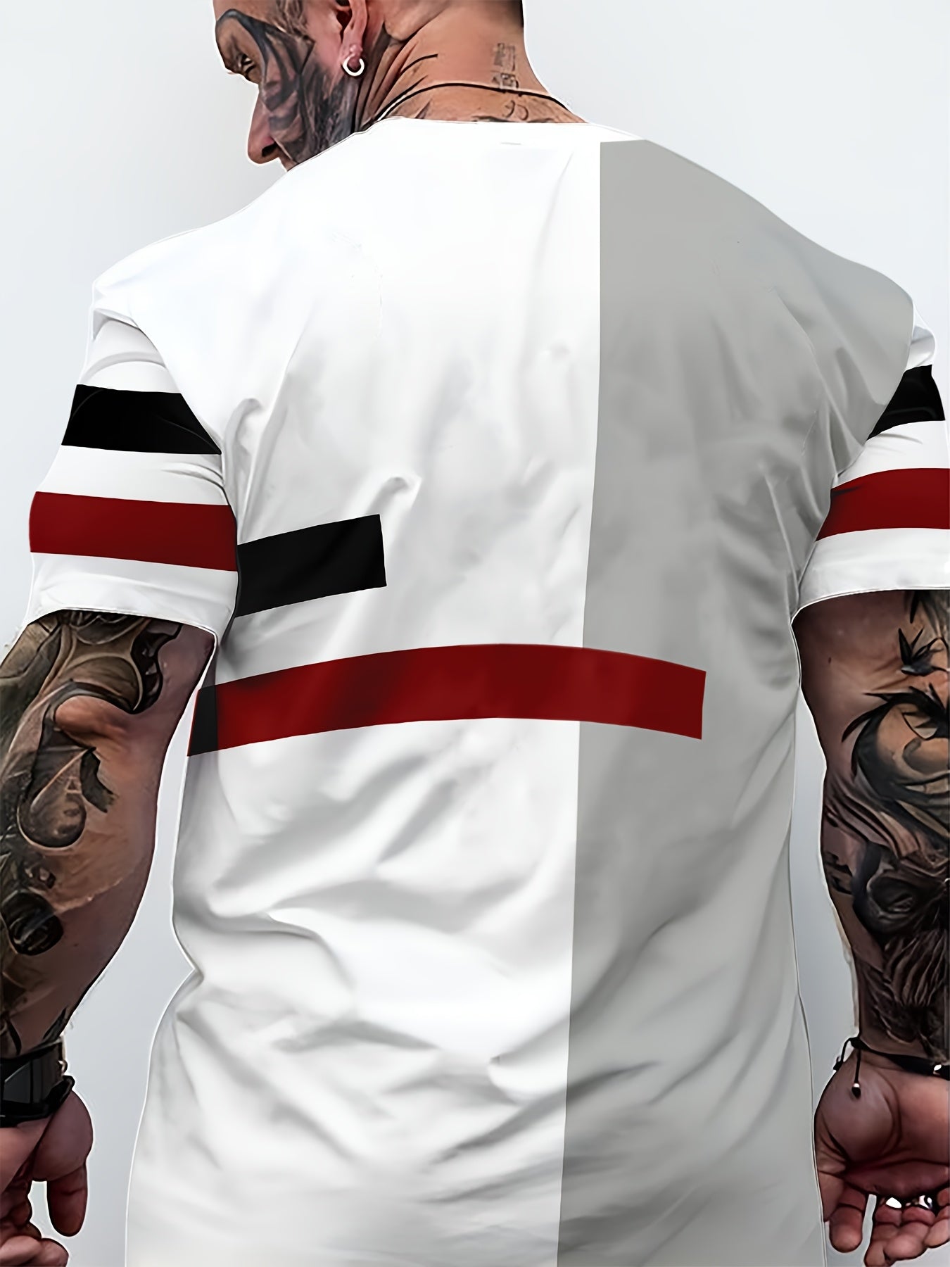 Erkaklar uchun yangicha T-kofta