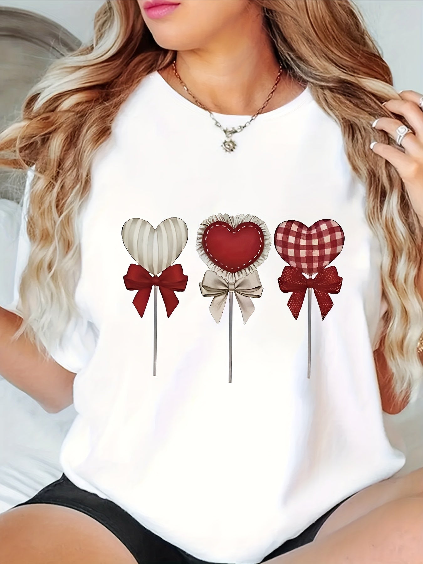 Plus Size Women's Short Sleeve Crew Neck T-Shirt with Heart Lollipop Applique