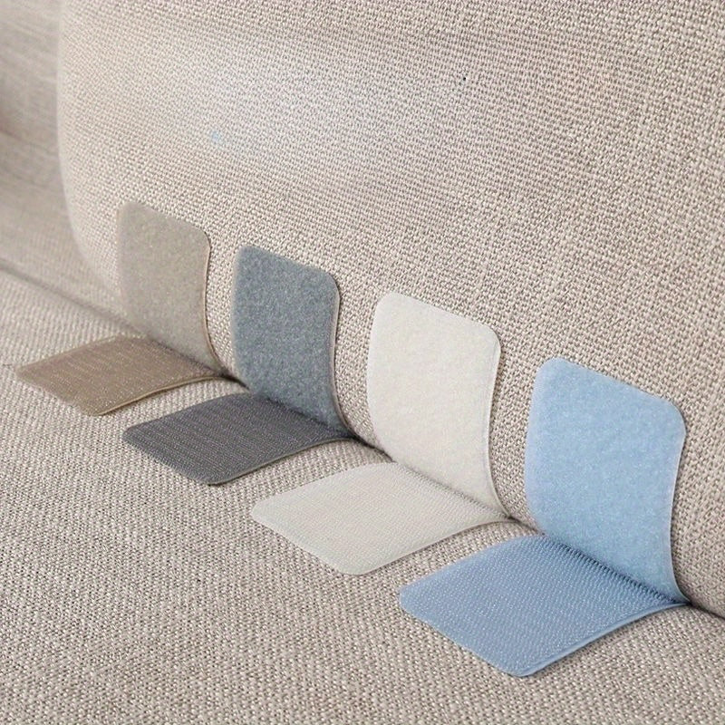 Набор из 4 нескользящих держателей для диванных подушек с самоклеящимися стопорами для универсального использования. Невидимые мебельные анкеры с прочным захватом для безопасности дома, без необходимости использования игл.