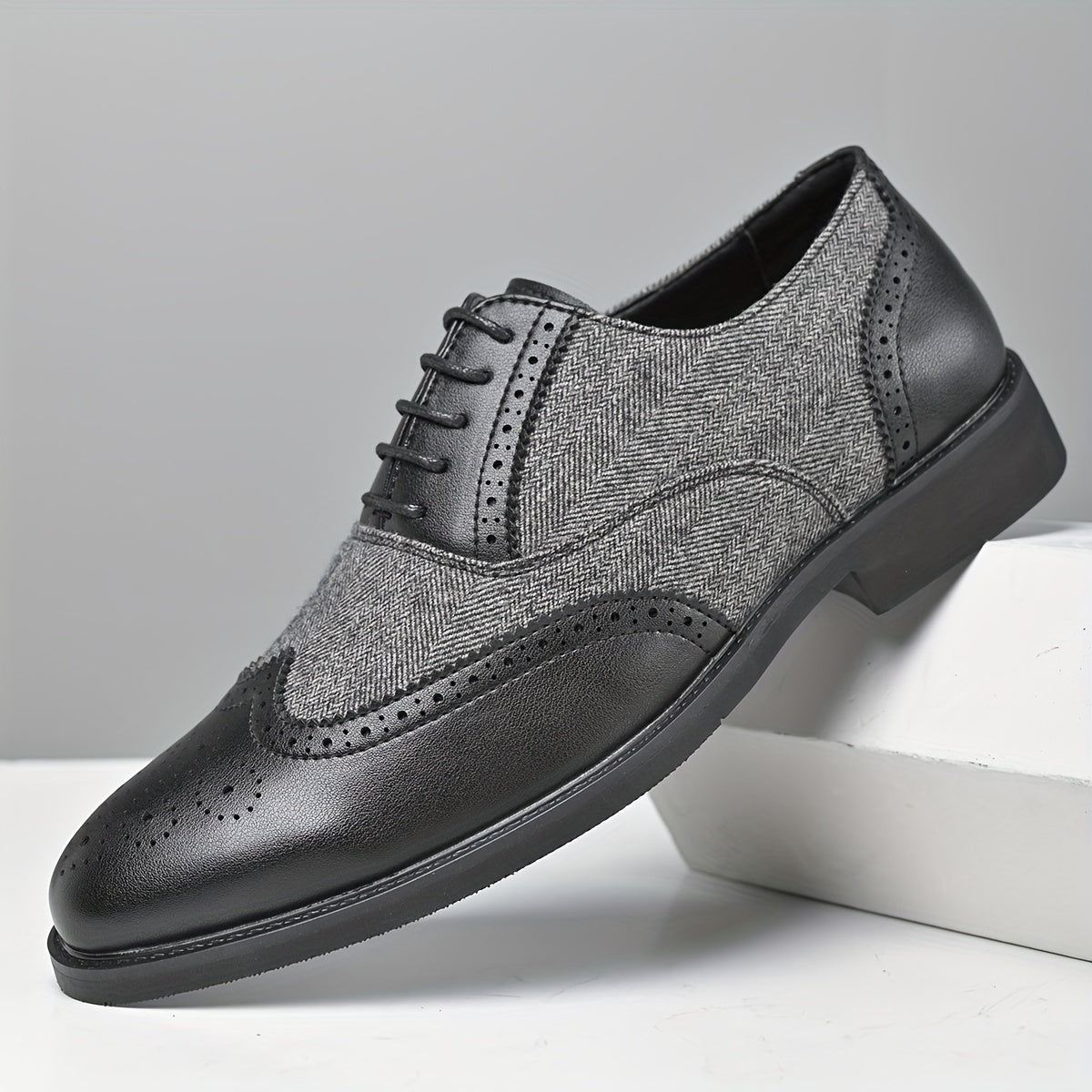 Men's Casual Leather Brogue Oxfords with Wingtip Design Rubber Sole
