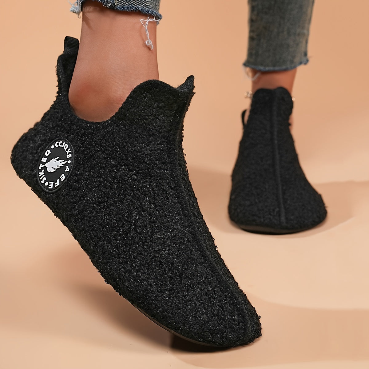 Women Fluffy Plush Winter Boots Lightweight Flat Soft Sole Slip On