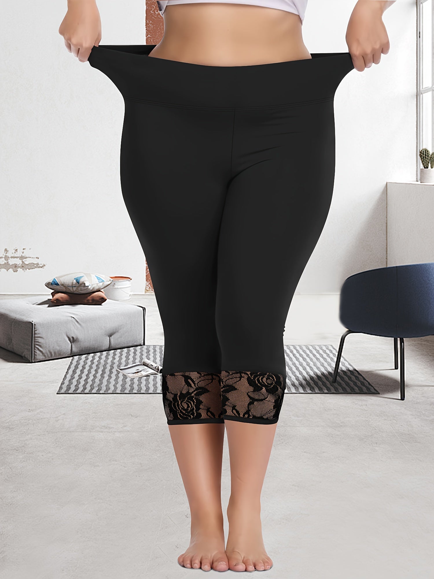 Plus Size High-Waisted Capri Pants with Lace Trim Slim-Fit Tummy Control