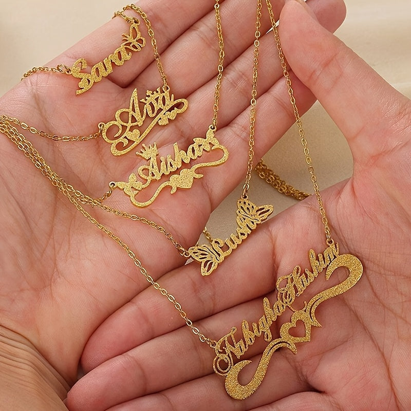Collar personalizado de oro con nombre para mujer con colgante de letras con brillo