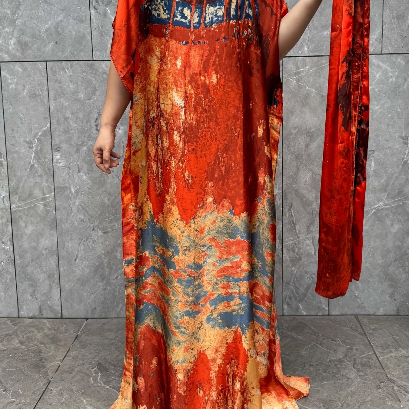 Plus o'lchamli maxi kaftan kiyi abstrakt bosma oqimli qulay yozgi