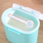 Yopilgan portativ katta hajmli saqlash konteyneri, yengil, yong‘oq, meva, un va boshqa uy-ro‘zg‘or buyumlarini yangi saqlash uchun. Oshxona tashkiloti va saqlash uchun ideal, bu saqlash qutisi sizning oshxona aksessuarlaringizga qulay qo‘shimcha bo‘ladi.