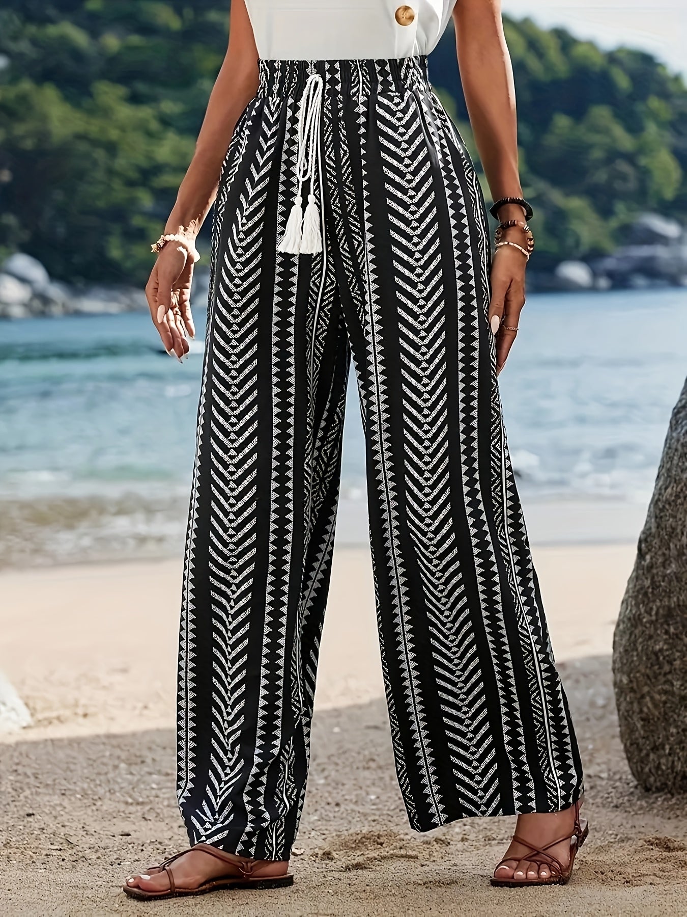 Women's Black White Geometric Chevron Wide-Leg Pants Elastic Waist Casual