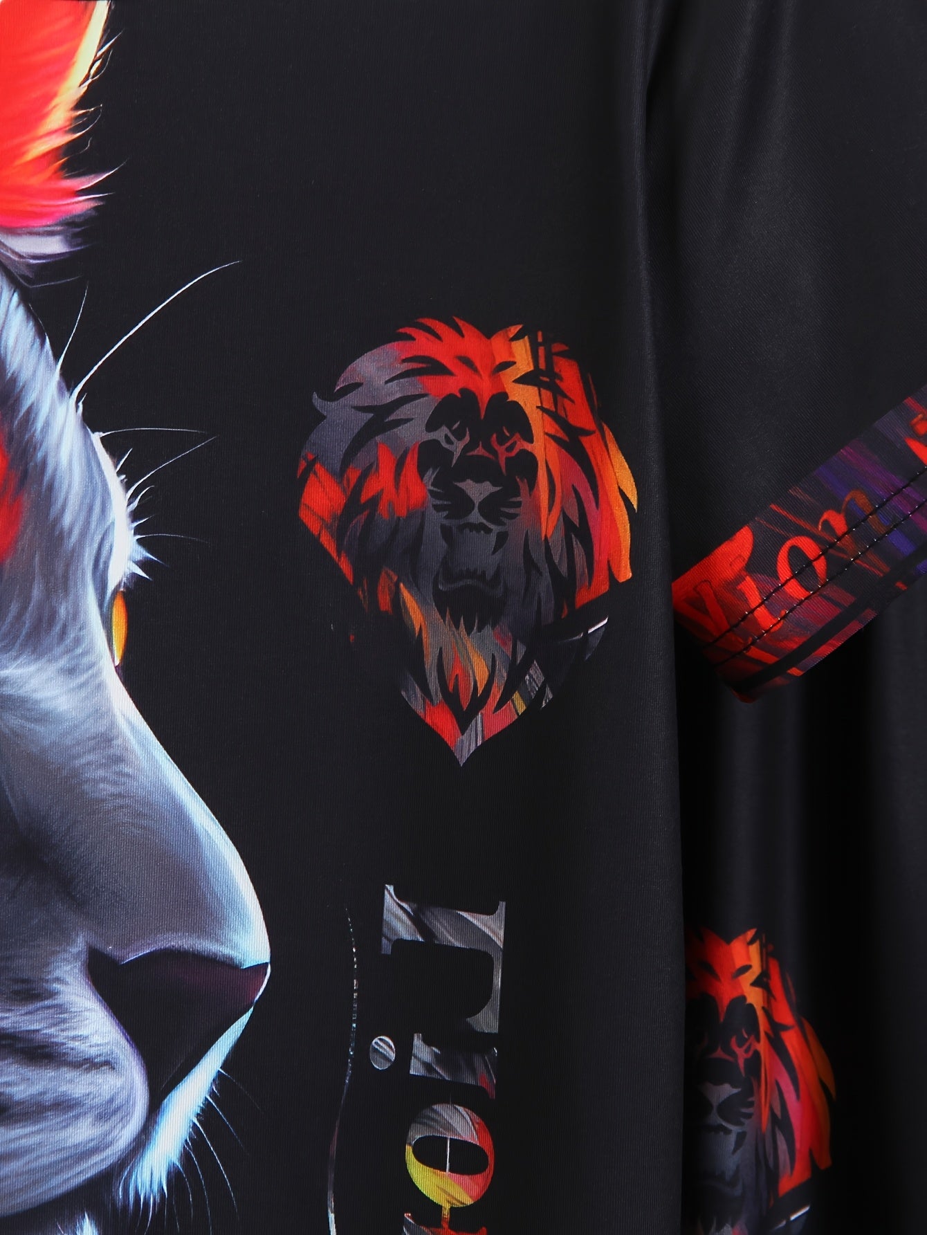 Boys Casual Two-Piece Suit with Lion Pattern for Outdoor Activities