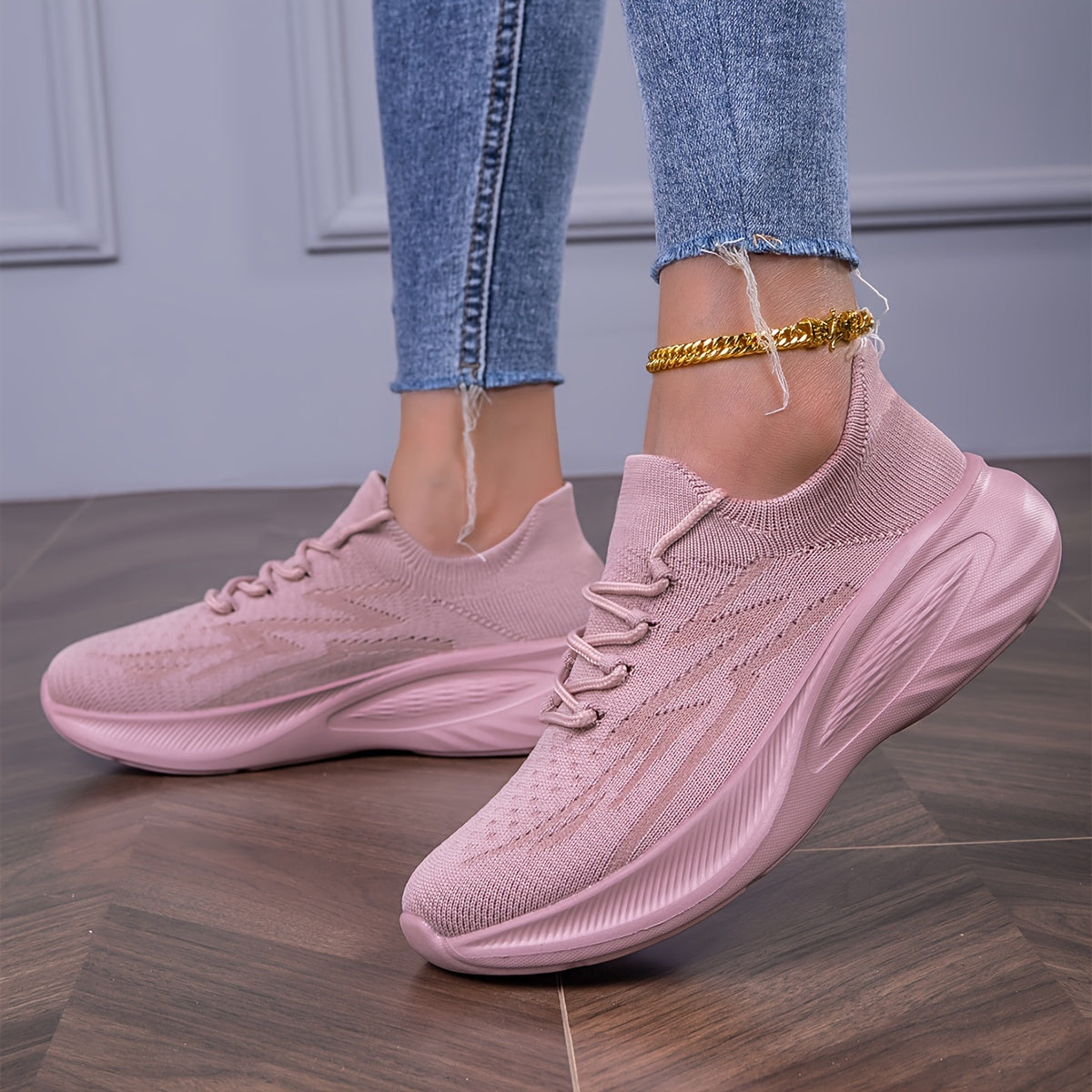 Women's Casual Low-Top Sneakers Breathable Fabric Lightweight Athletic Shoes