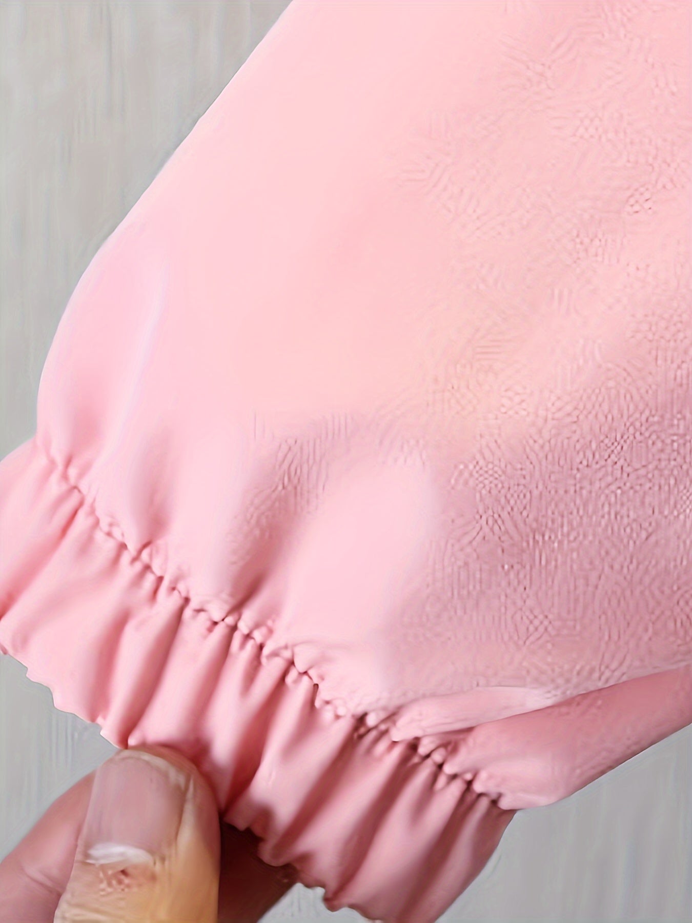 Детский легкий розовый ветровка с капюшоном, с мультяшным лицом и бантом