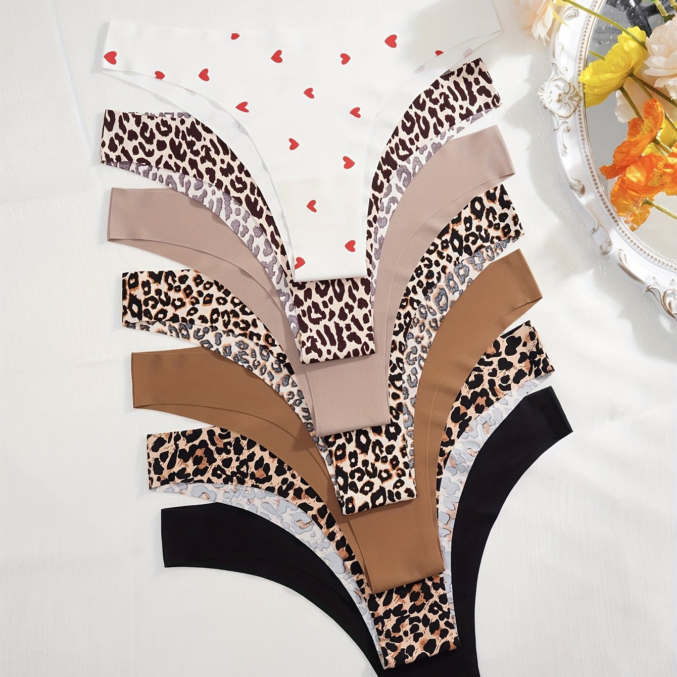 7 Pcs Women's Leopard and Heart Print Seamless Panties