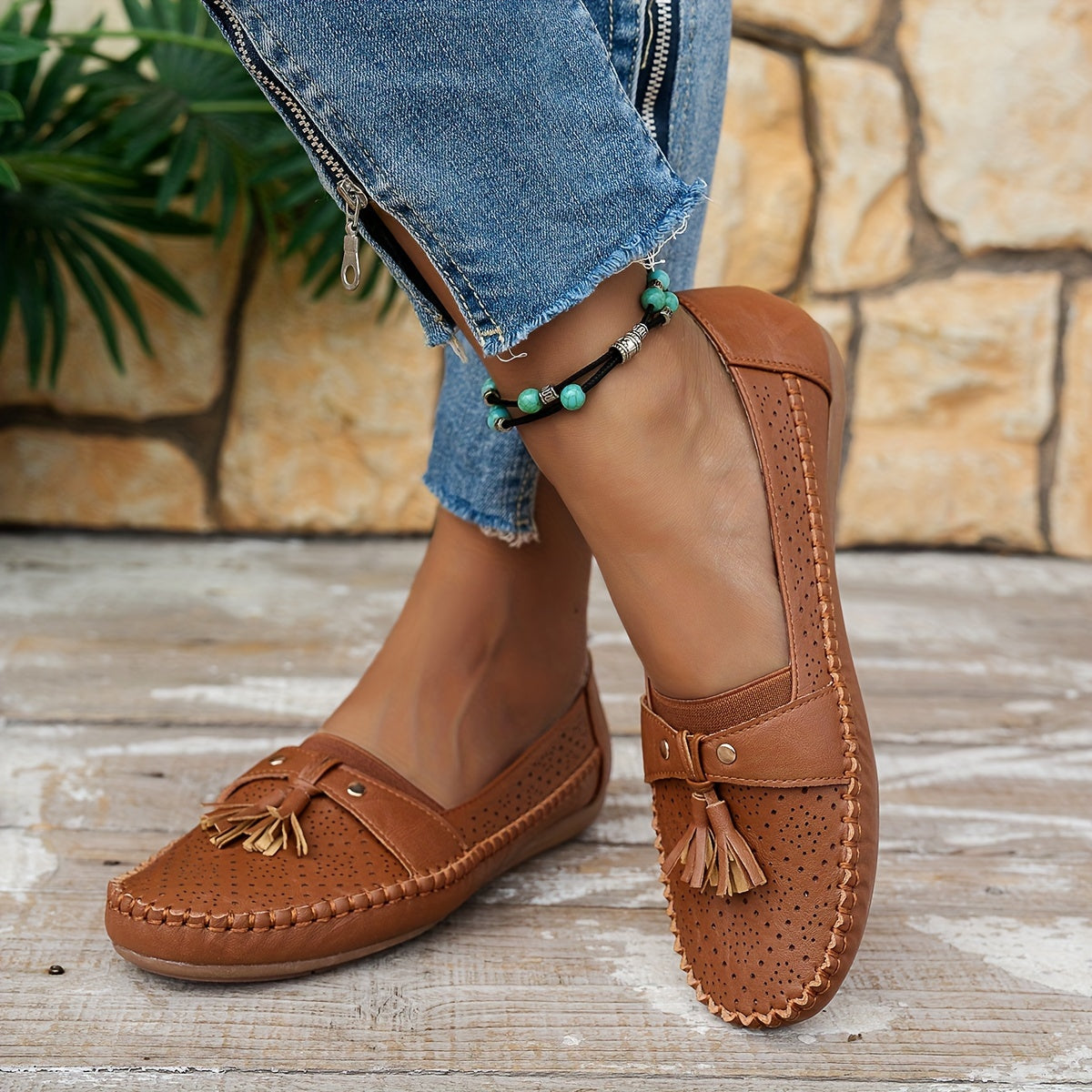 Women's Flat Loafers Lightweight Comfortable Butterfly Embellished Plus Size