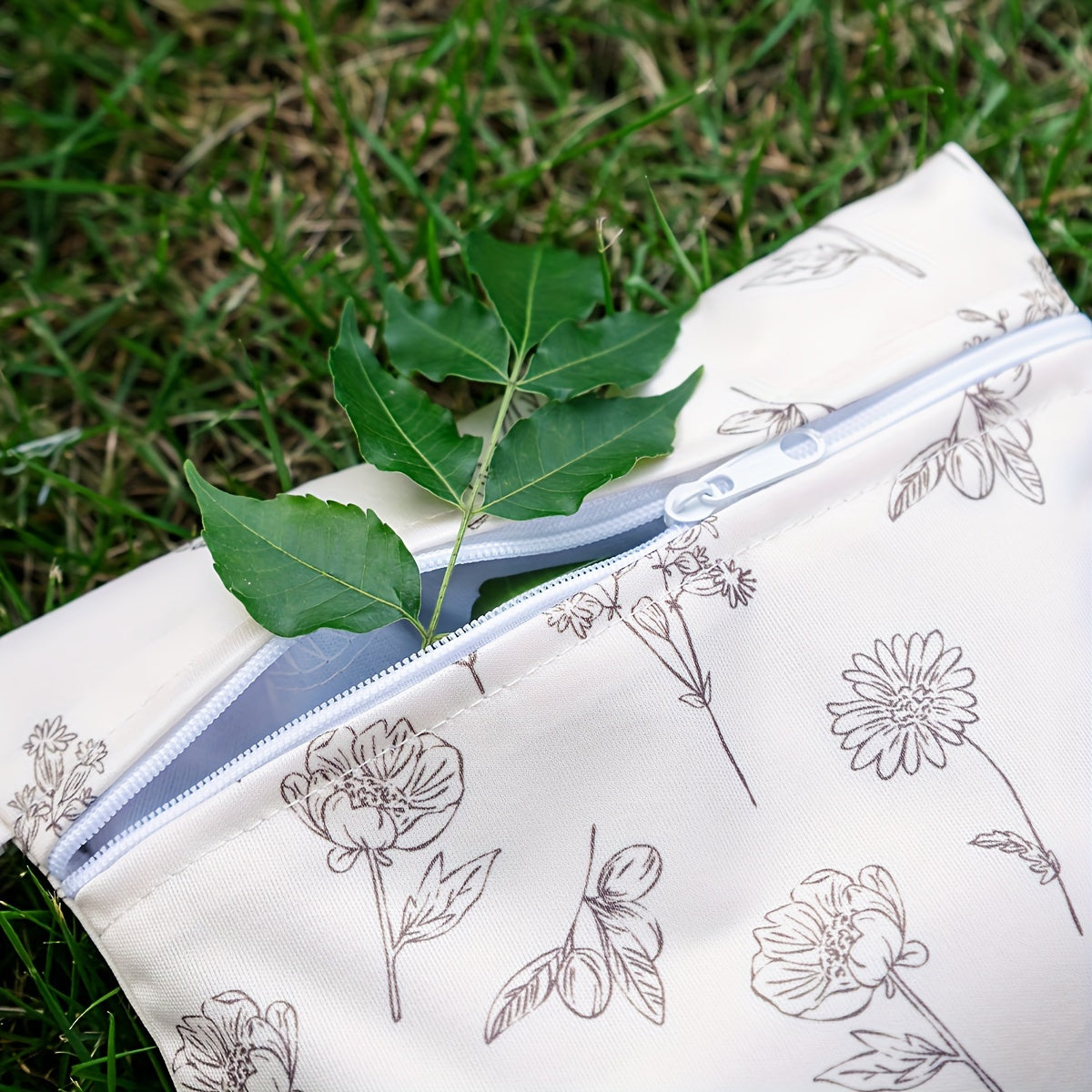 Set of Three Waterproof Washable Travel Bags for Beach, Pool, and Gym