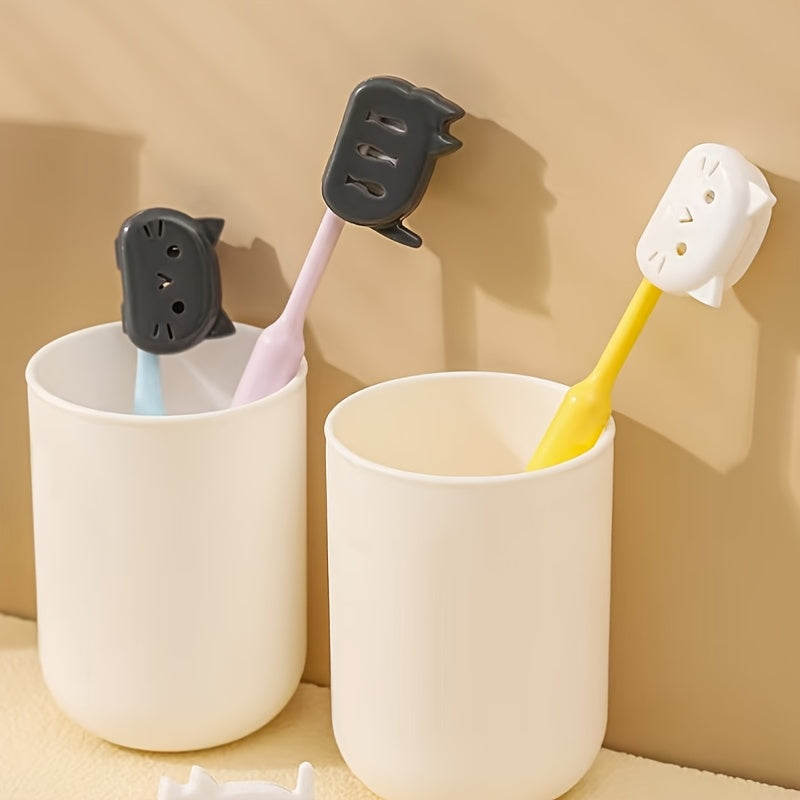 2/4pcs Toothbrush Protectors for Travel Unscented Cartoon Design