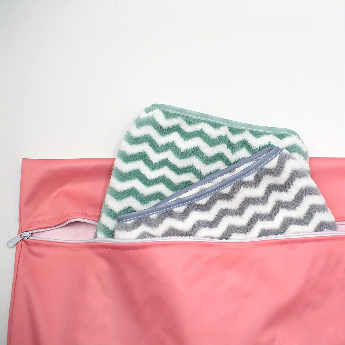 Популярный выбор: Набор из 2 больших водонепроницаемых дорожных сумок для стирки с завязками - многоразовые, универсальные для влажных/сухих предметов, отлично подходят для спортзала, йоги, плавания и подгузников - доступны в зеленом и розовом цветах.