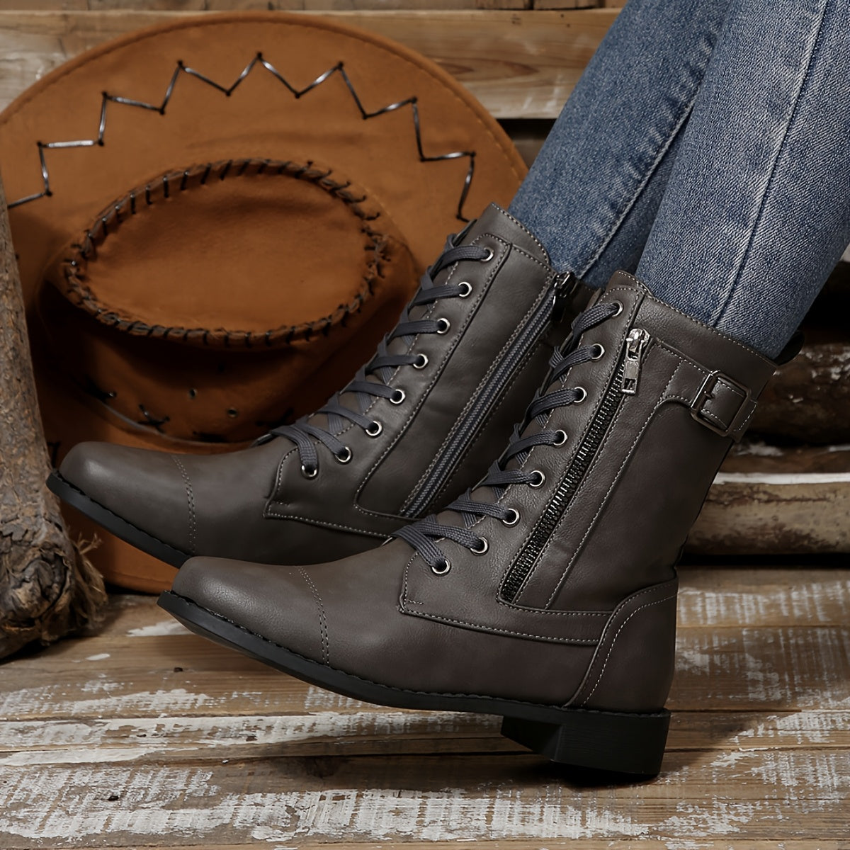 Women's Retro British Style Mid-Calf Boots Black Lace-Up Chunky Heel Winter Casual