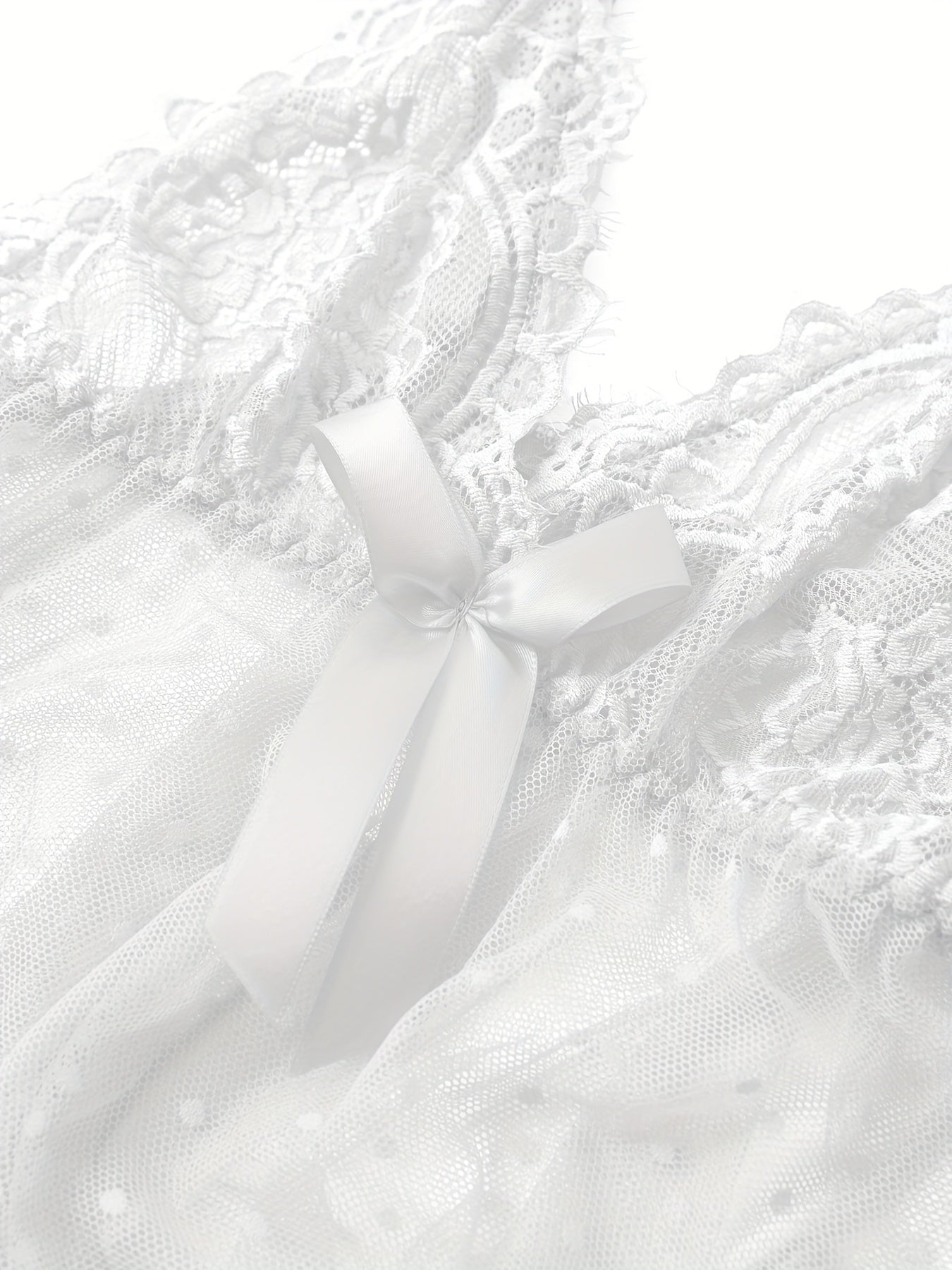 Бюстгальтер-комбинация для полных женщин из кружева и сетки с бантом