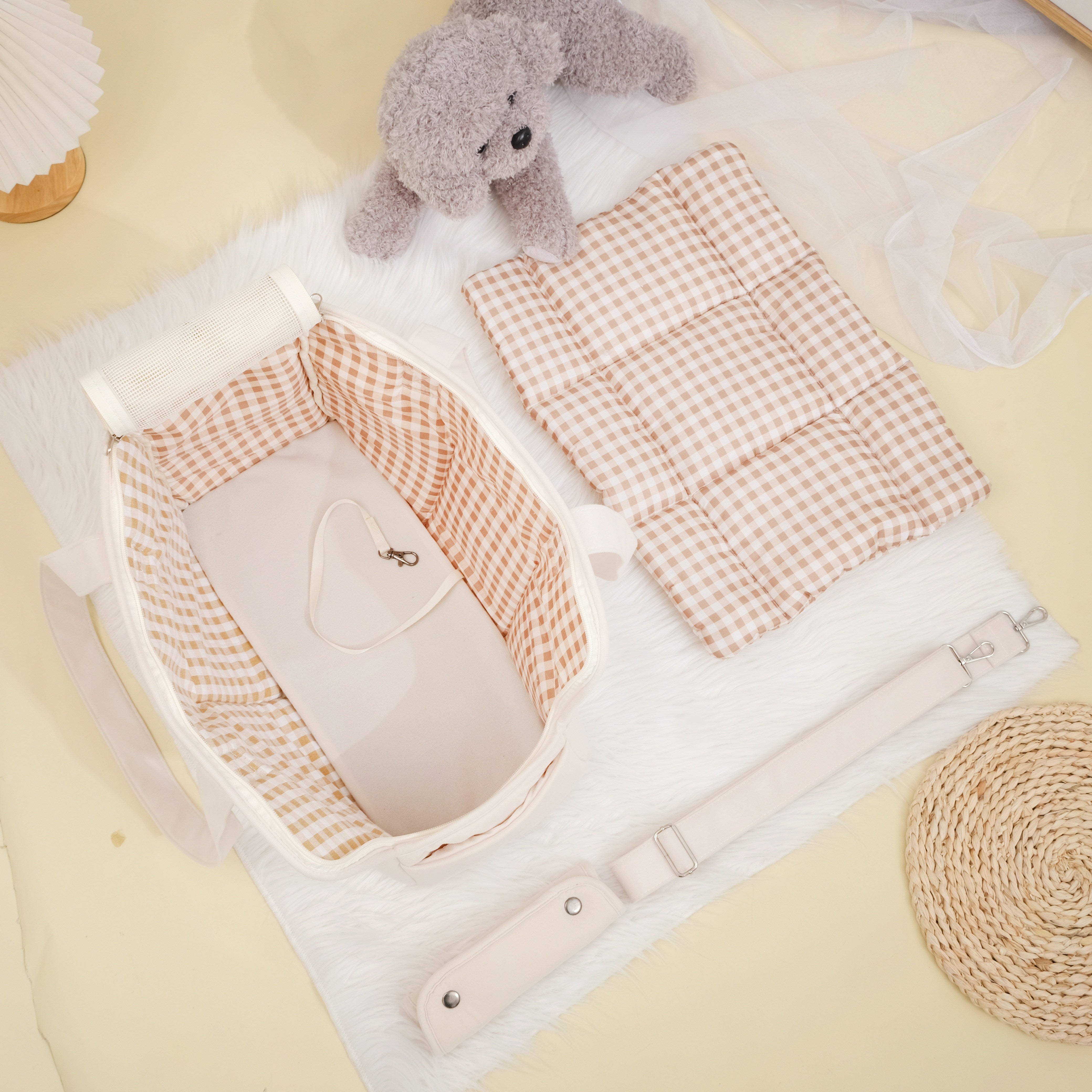 Breathable Pet Carrier Bag for Small Dogs Travel Shoulder Bag Polyester Lightweight