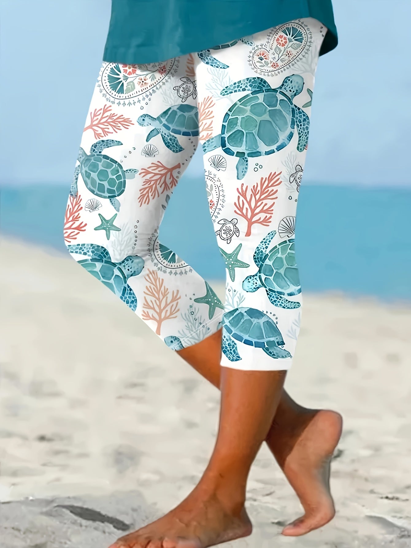 Plus Size Women's High-Waisted Capri Leggings Tropical Print Stretchy Comfortable