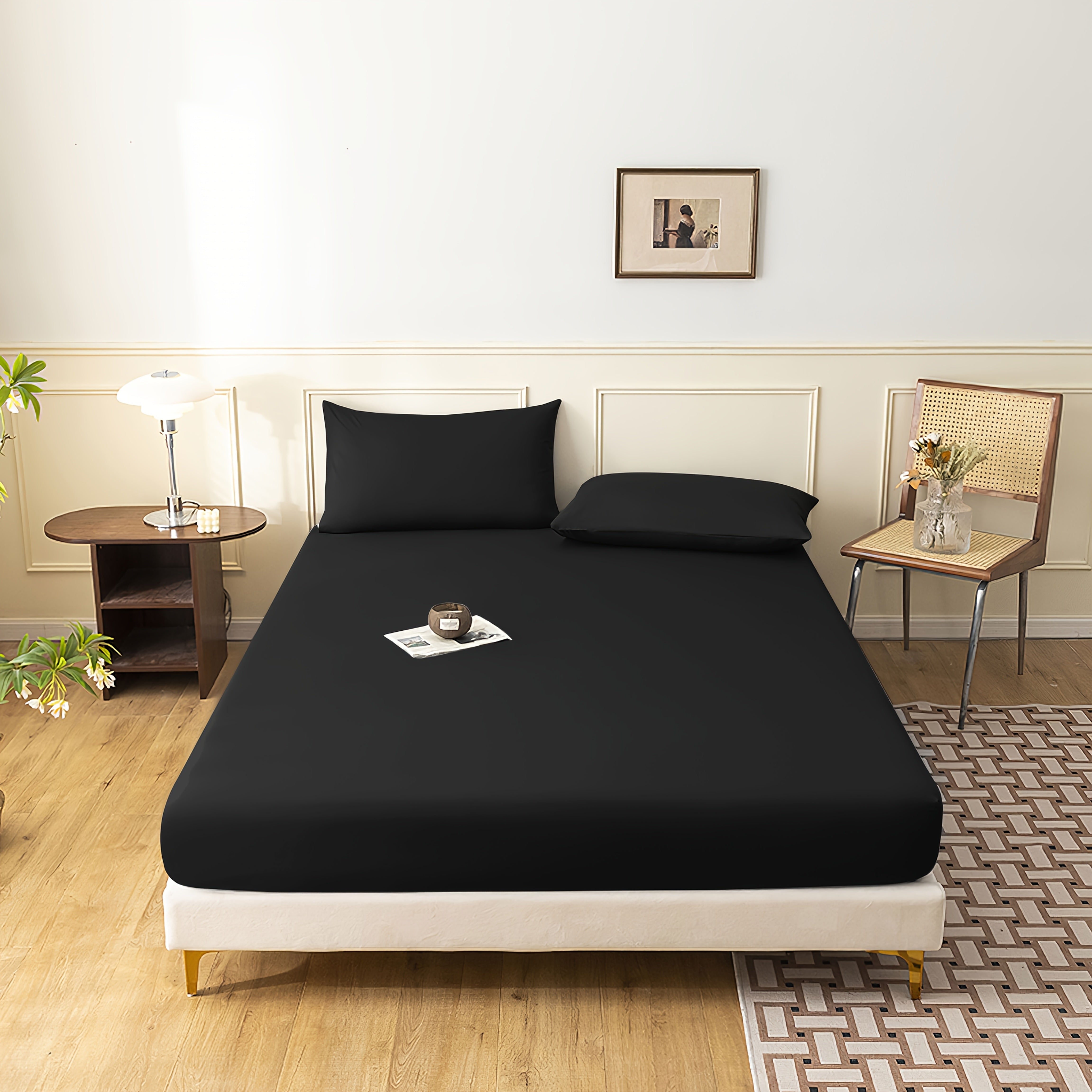 Polyester Sanded Fabric Bedding Set with Flat Sheet and Pillowcases for Bedroom and Guest Room