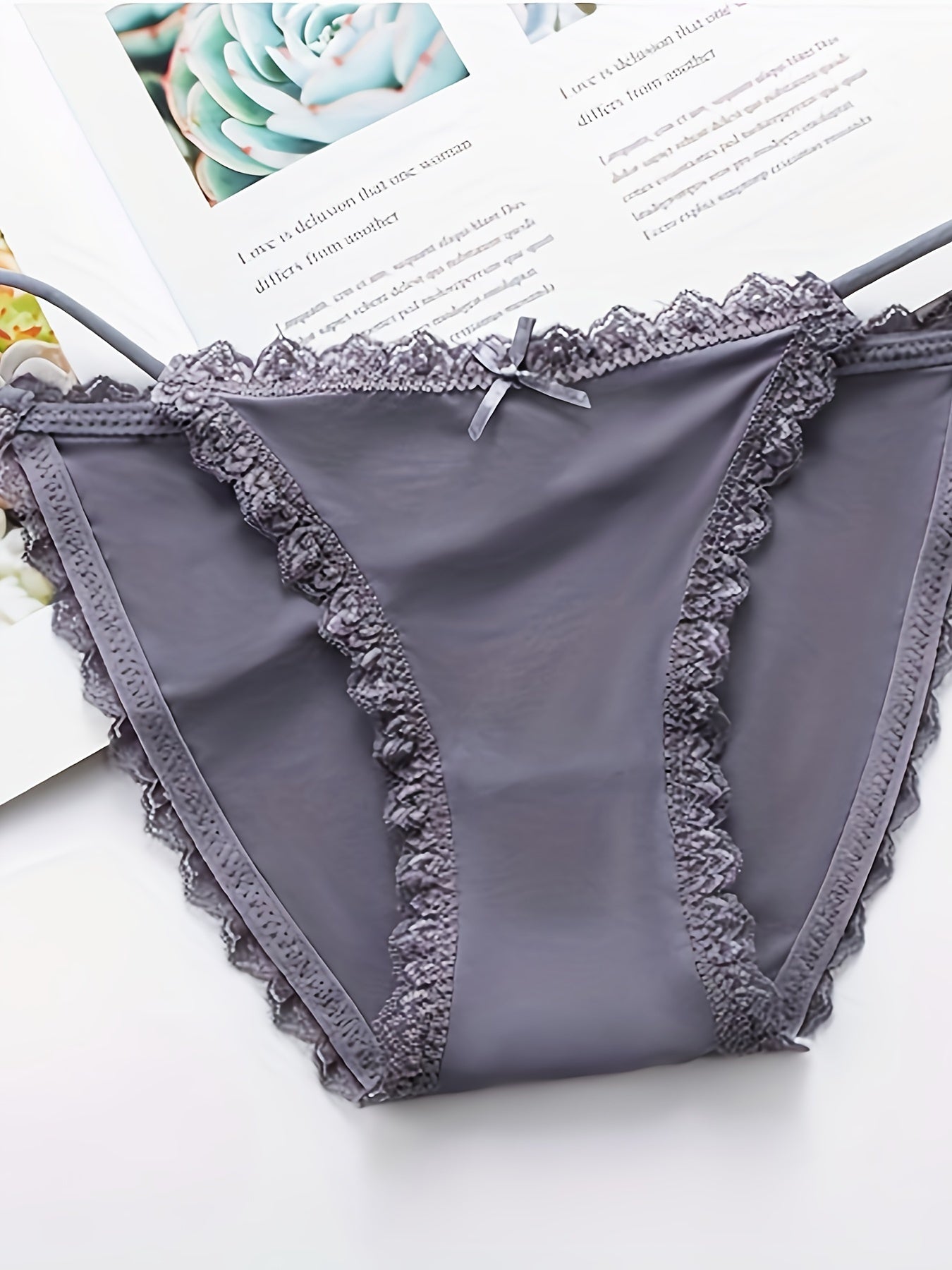 1 Ta'sirli Dantelli Trim Boshqa V String Ichki, Past Bel, Yumshoq va Qulay, Ayollar Ichki kiyimlari va Ichki kiyimlar