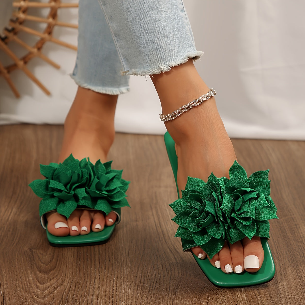 Women’s Plus Size Slide Sandals Leather Flat Summer Beach Shoes