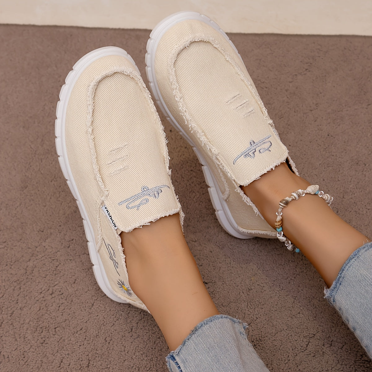 Women's Slip-On Loafers with Floral Embroidery, Lightweight Casual Shoes