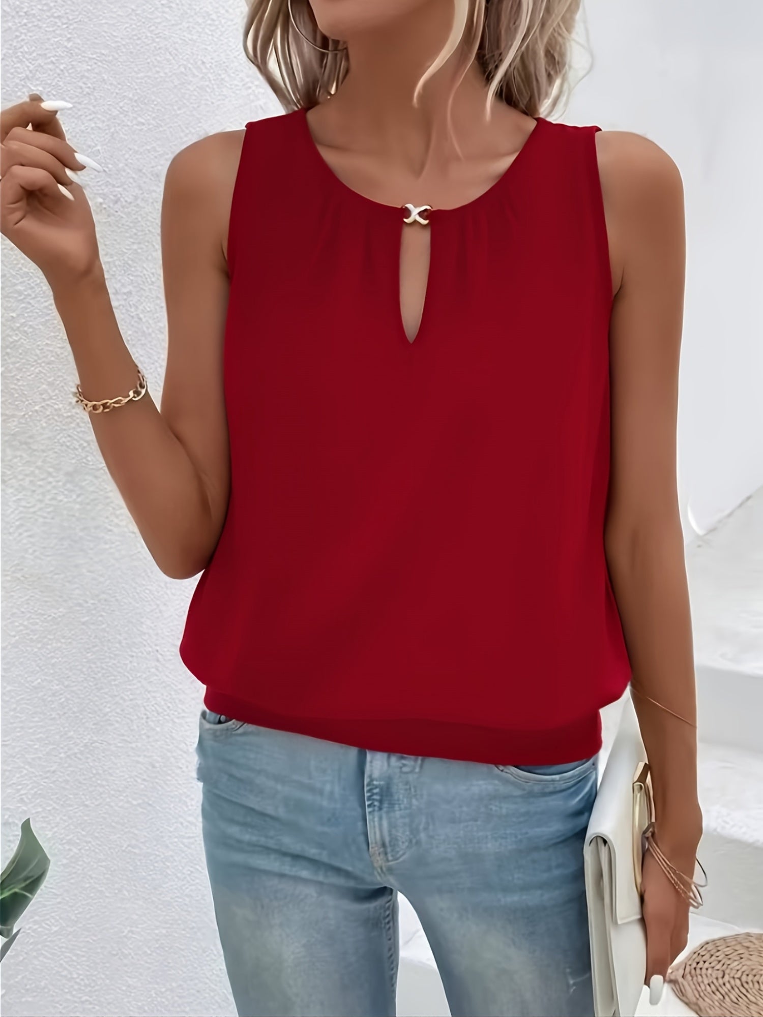 Топ без рукавов для женщин больших размеров с V-образным вырезом и ключевым отверстием, повседневный летний жилет