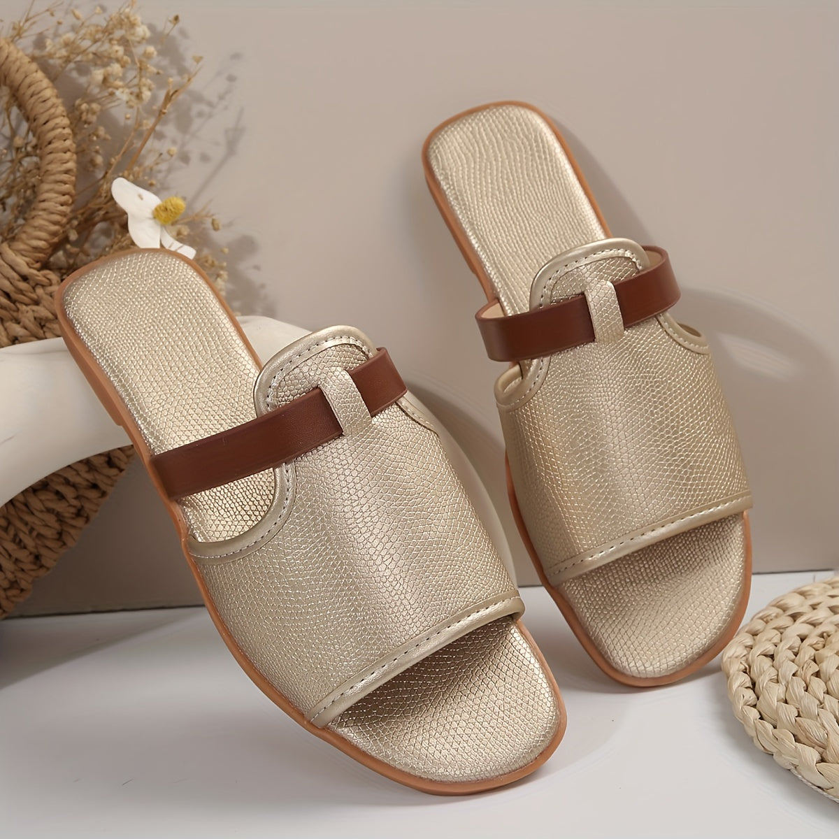 Women's Solid Color Casual Slides Slip On Flat Sandals