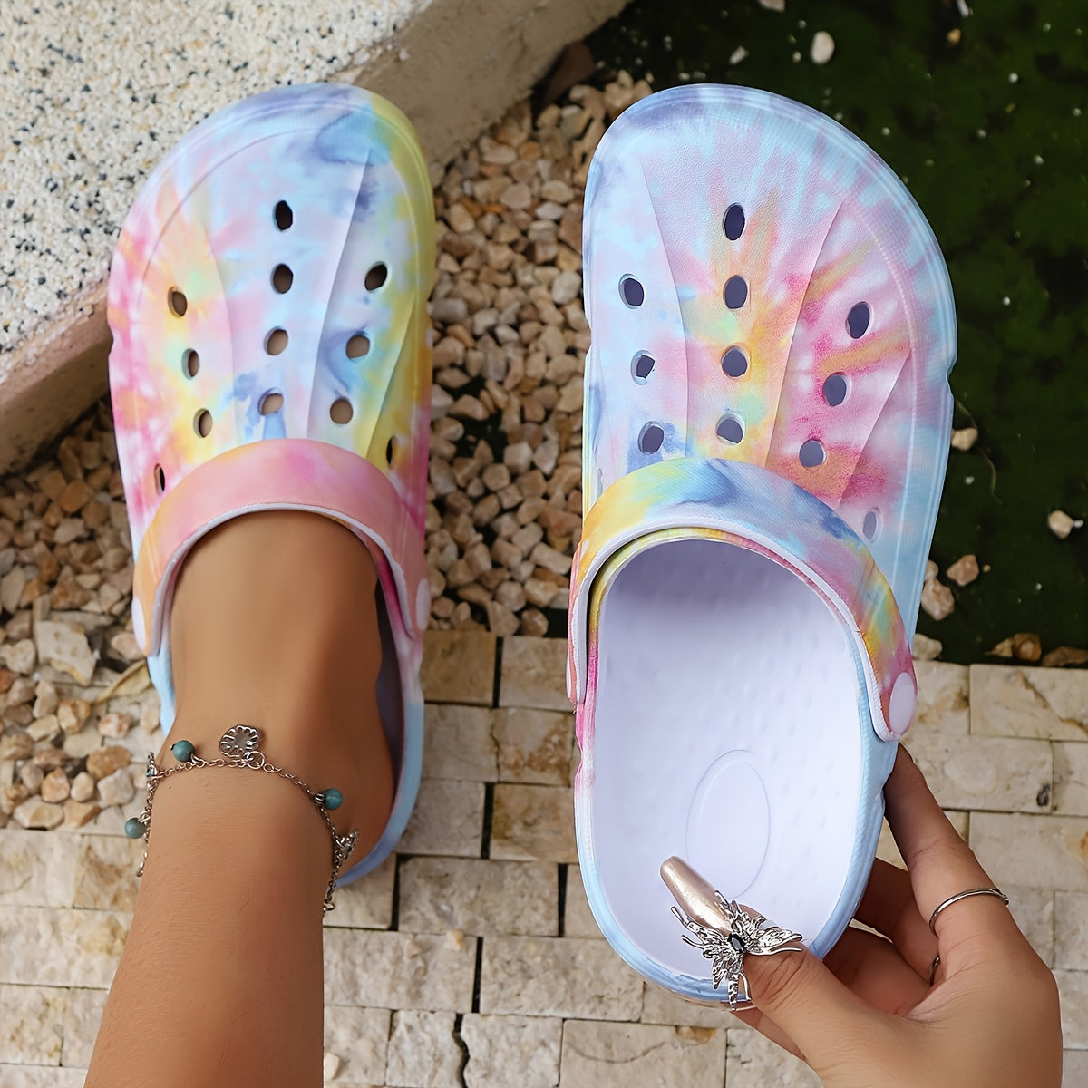 Women’s Summer Sandals Lightweight EVA Slip-On Beach Shoes for Outdoor Activities