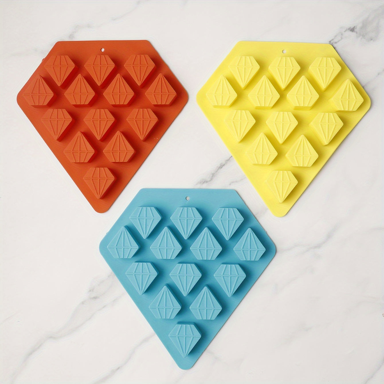 Unisex Silicone Ice Tray Mold for Elegant Cocktails and Beverages