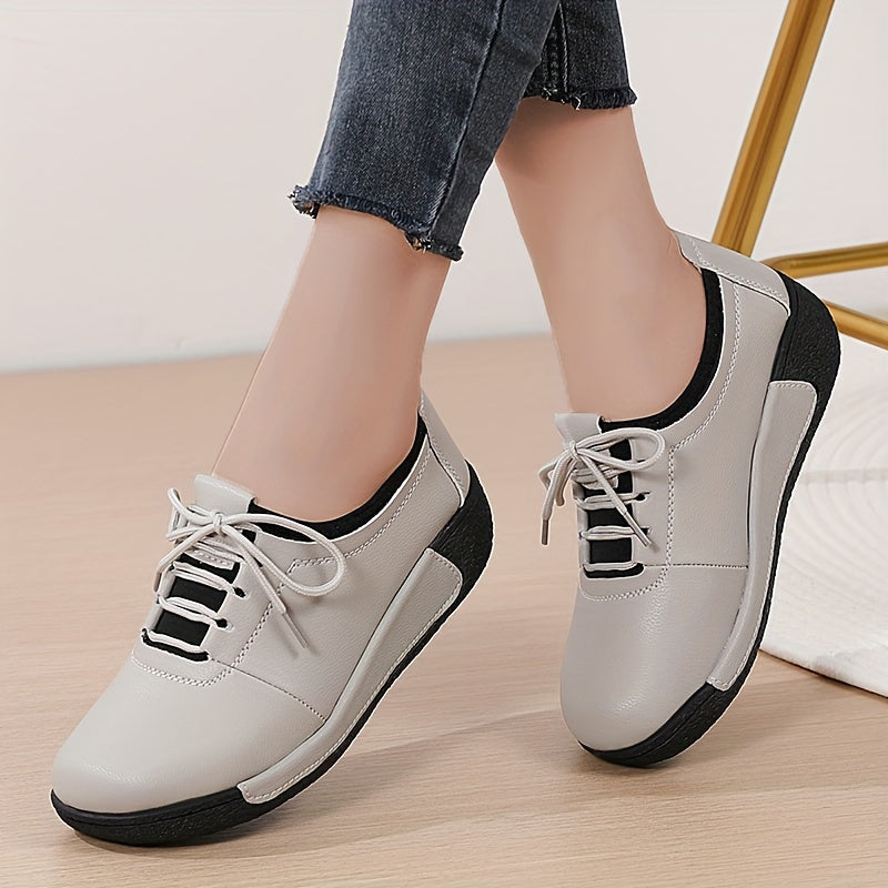 Ayollar uchun kundalik sport poyabzali, bir rangli, bog‘lamli, sirpanmaydigan, qulay oyoq kiyimlari