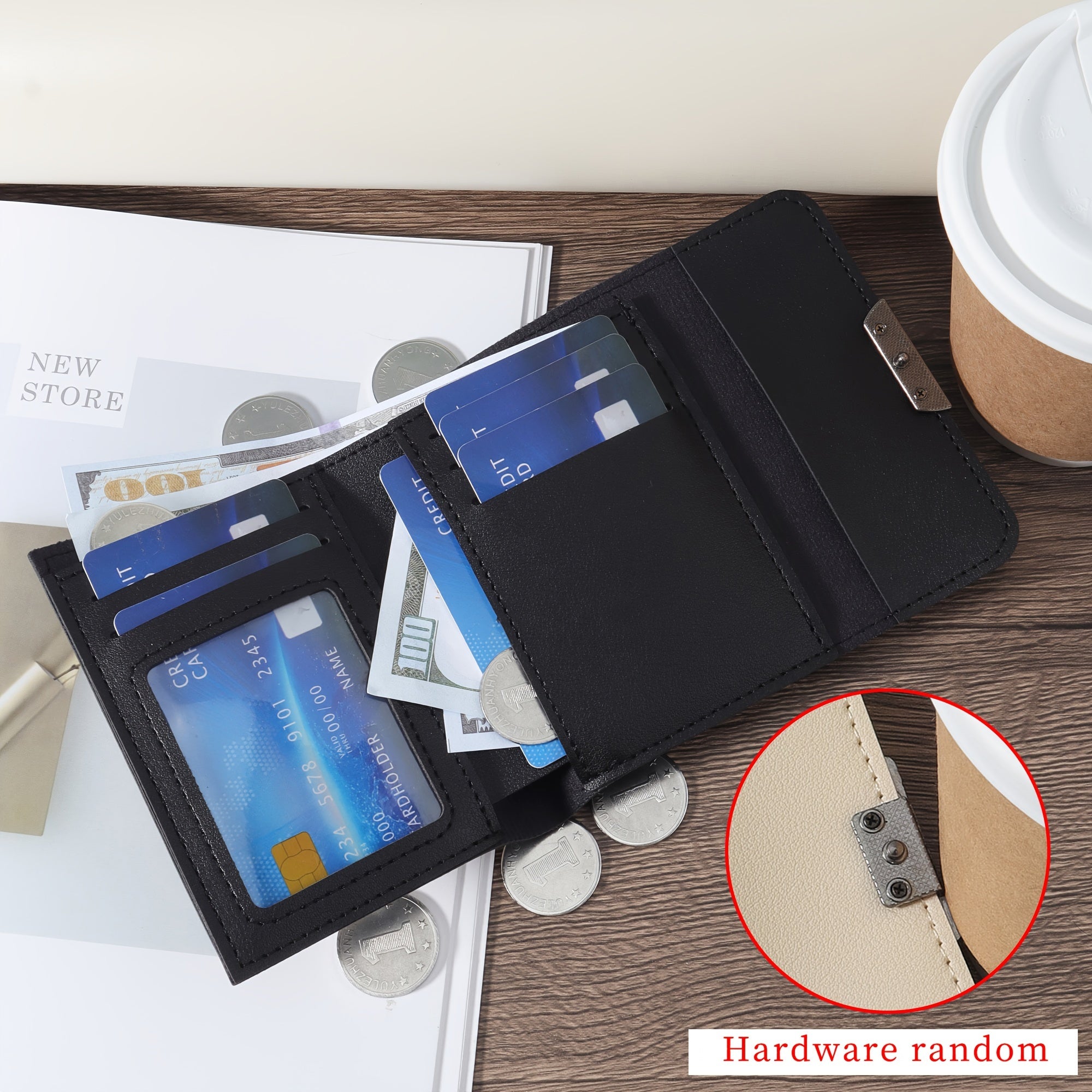 Mushuk metall bezakli, ko'p karta joylari va tangalar uchun cho'ntak bilan ixcham egiluvchan hamyon, qizil, pushti yoki qora ranglarda mavjud.