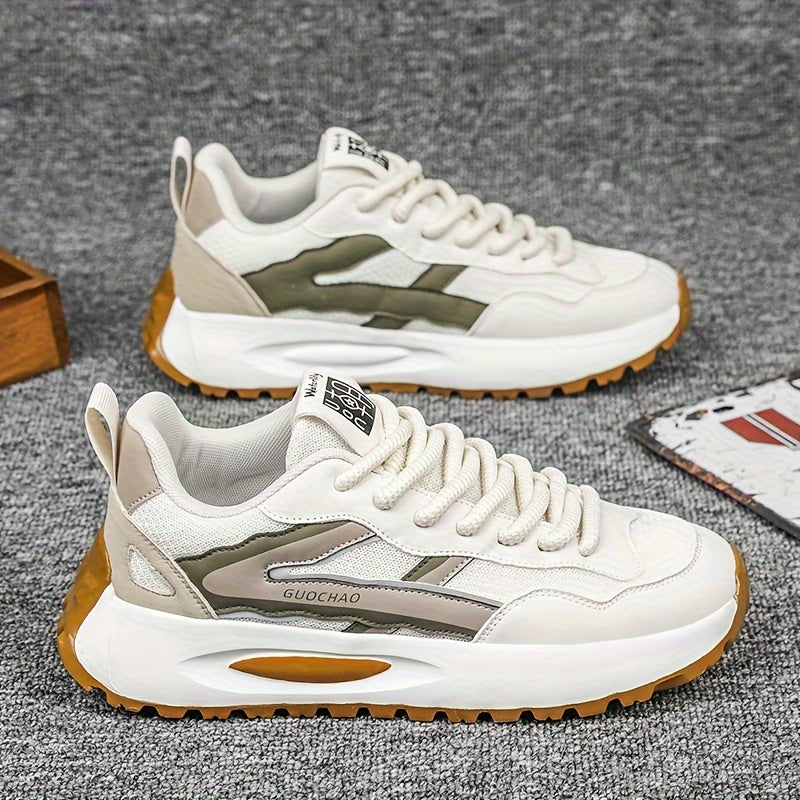 Erkaklar uchun nafas oladigan yengil yugurish poyabzallari bahor va yoz uchun