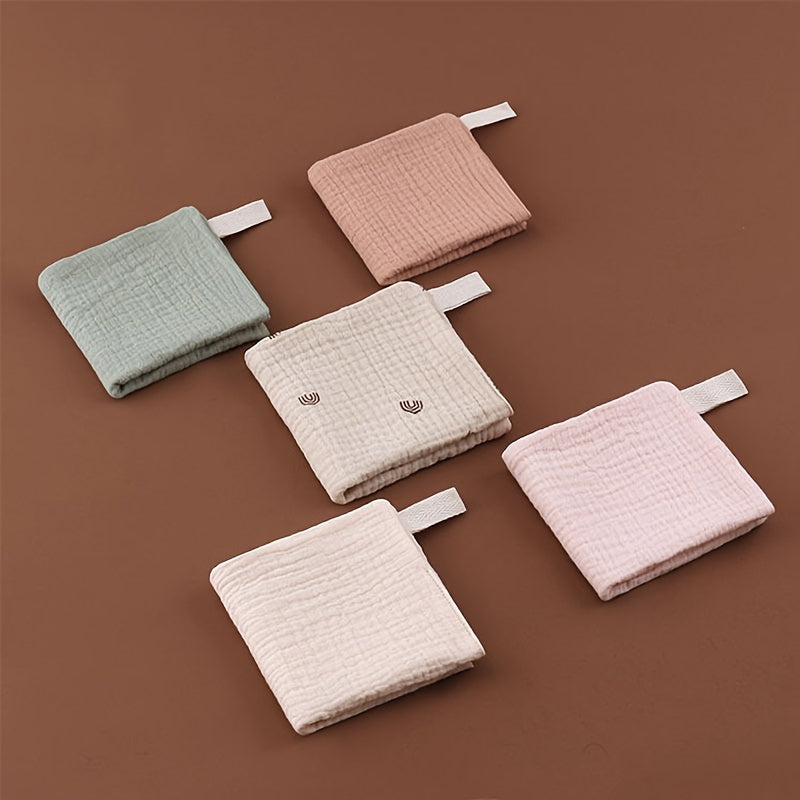 Набор из 5 муслиновых пеленок Youngsters 100% - 4 слоя гипоаллергенных полотенец для лица, успокаивающих слюну - Пеленки размером 22.86x22.86 см - Необходимы для детей - Идеально подходят для мальчиков и девочек (случайные цвета)