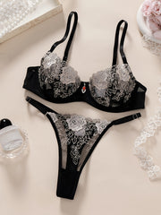 Black and White Floral Lingerie Set with Double-Layer Bra and Thong Non-Padded Polyester Elastane